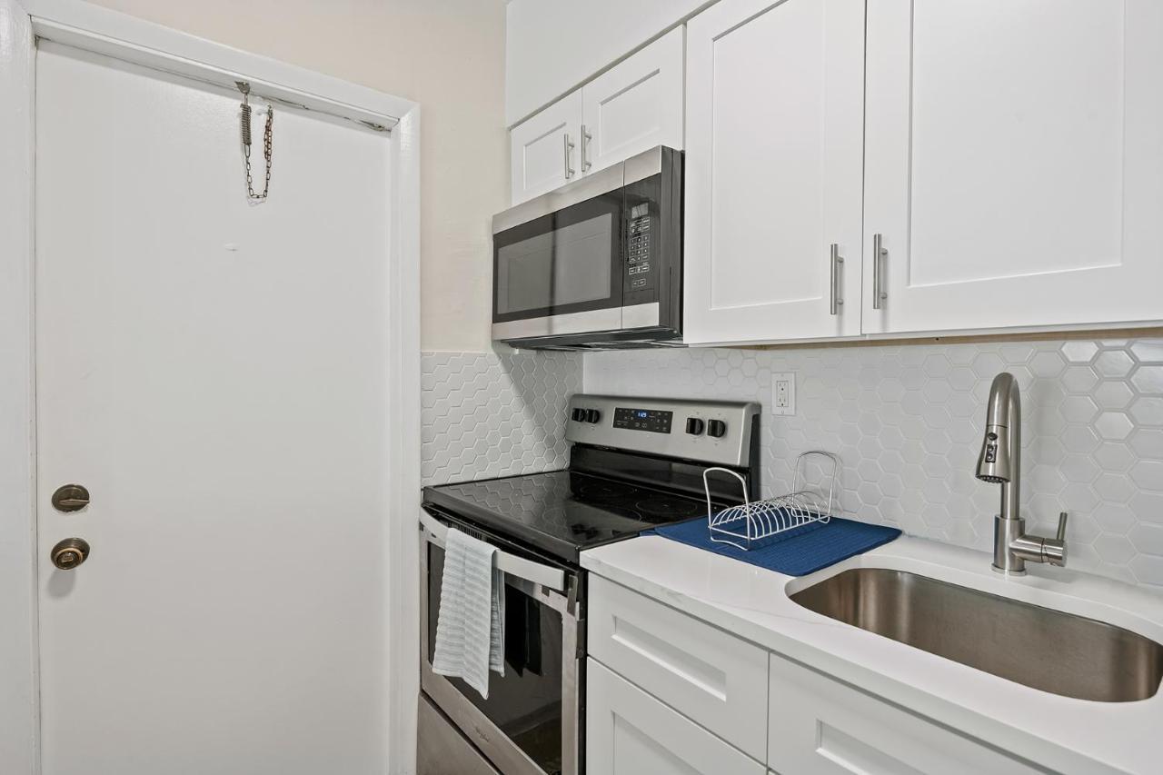 Comfy Bnb W/ King Bed + Work/Travel + Beach 8 Min Hallandale Beach Exterior foto