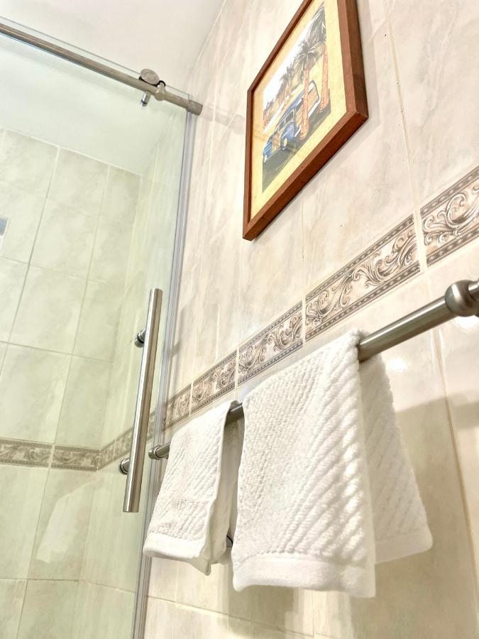 Comfy Bnb W/ King Bed + Work/Travel + Beach 8 Min Hallandale Beach Exterior foto